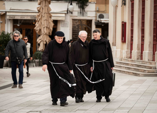 Đir po gradu, četvrtak 17. travnja