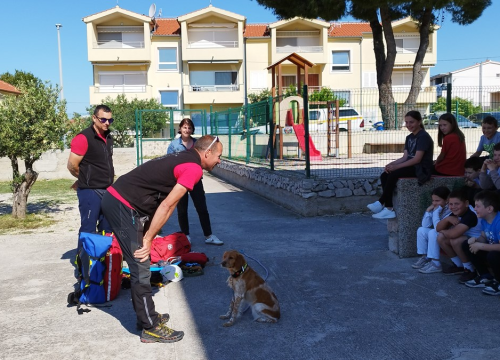 Služba civilne zaštite Šibenik i HGSS proveli edukaciju za 220 djece