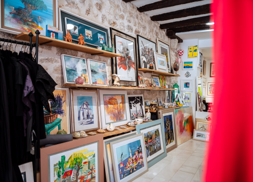 Fotografija 13 - Uronite u svijet mode i umjetnosti u Galeriji Juraj Dalmatinac