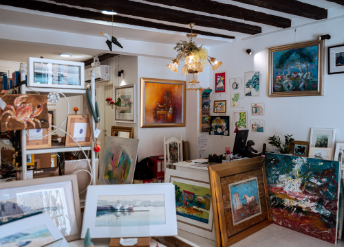 Fotografija 15 - Uronite u svijet mode i umjetnosti u Galeriji Juraj Dalmatinac