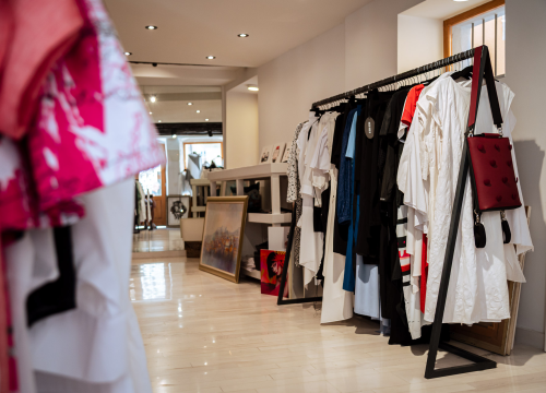 Fotografija 23 - Uronite u svijet mode i umjetnosti u Galeriji Juraj Dalmatinac