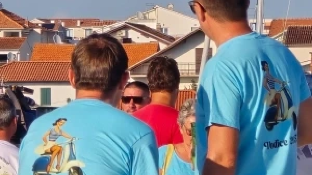 Osnovan vodički Vespa klub:  80 vespaša u defileu kroz Vodice, Srimu i Tribunj