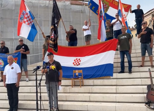 Branitelji na Poljani: 'Šibenik daje novac onima koji ne vole niti Šibenik, niti Hrvatsku, a nažalost ni nas Hrvate'