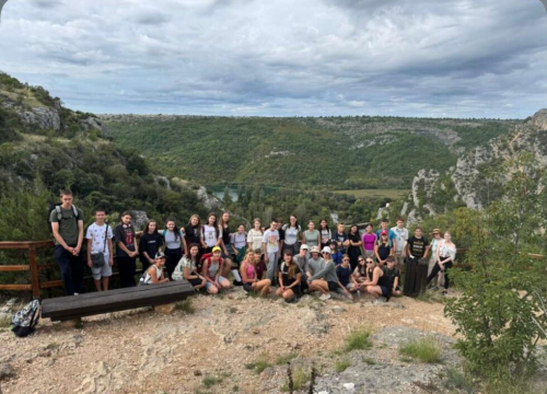 Fotografija 2 - Mladi čuvari prirode iz Oklaja sudjelovali na završnoj konferenciji Erasmus + projekta