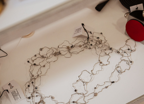 Fotografija 27 - FOTO Modni raj u Šibeniku: Otkrijte ekskluzivne kolekcije hrvatskih dizajnera u Galeriji Juraj Dalmatinac!