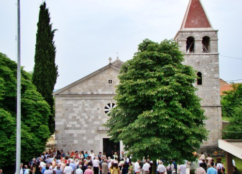 Holywin će se održati i u Drnišu: Objavljen program u crkvi sv. Ante